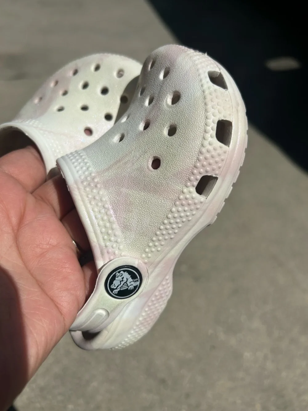 CROCS Toddler Classic Pink/White Marbled Iridescent Clogs C7 - Picture 4 of 4